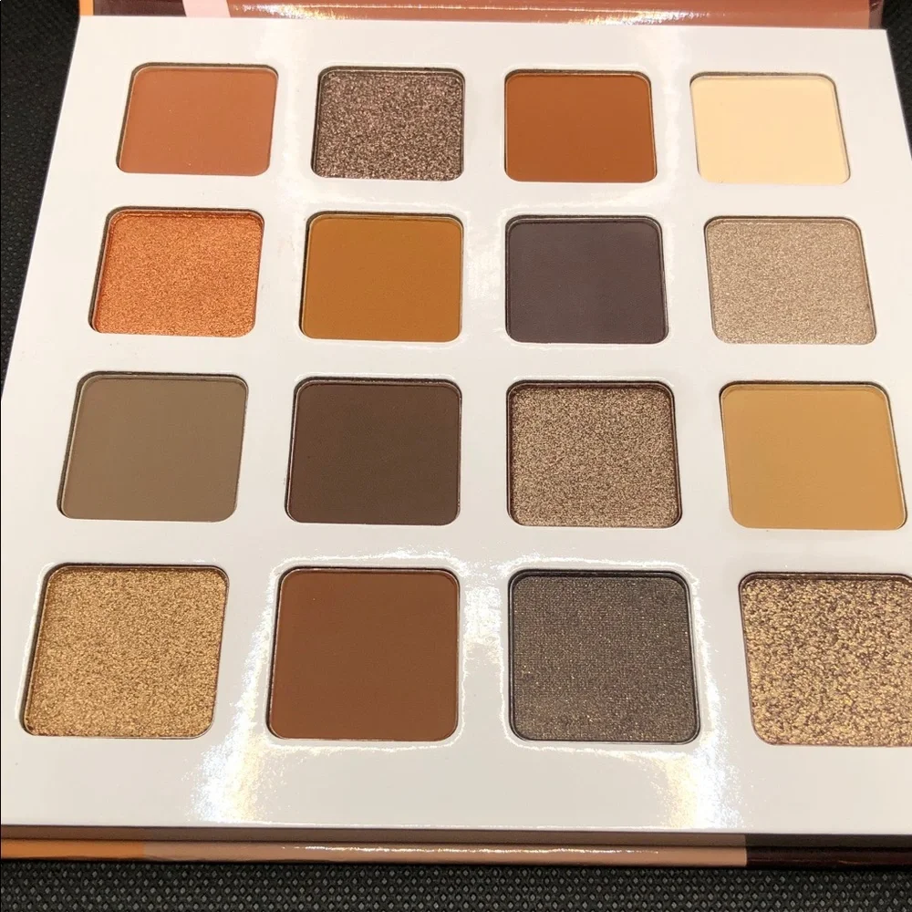 Juvia’s place the Coffee shop 16 shade eyeshadow palette NEW